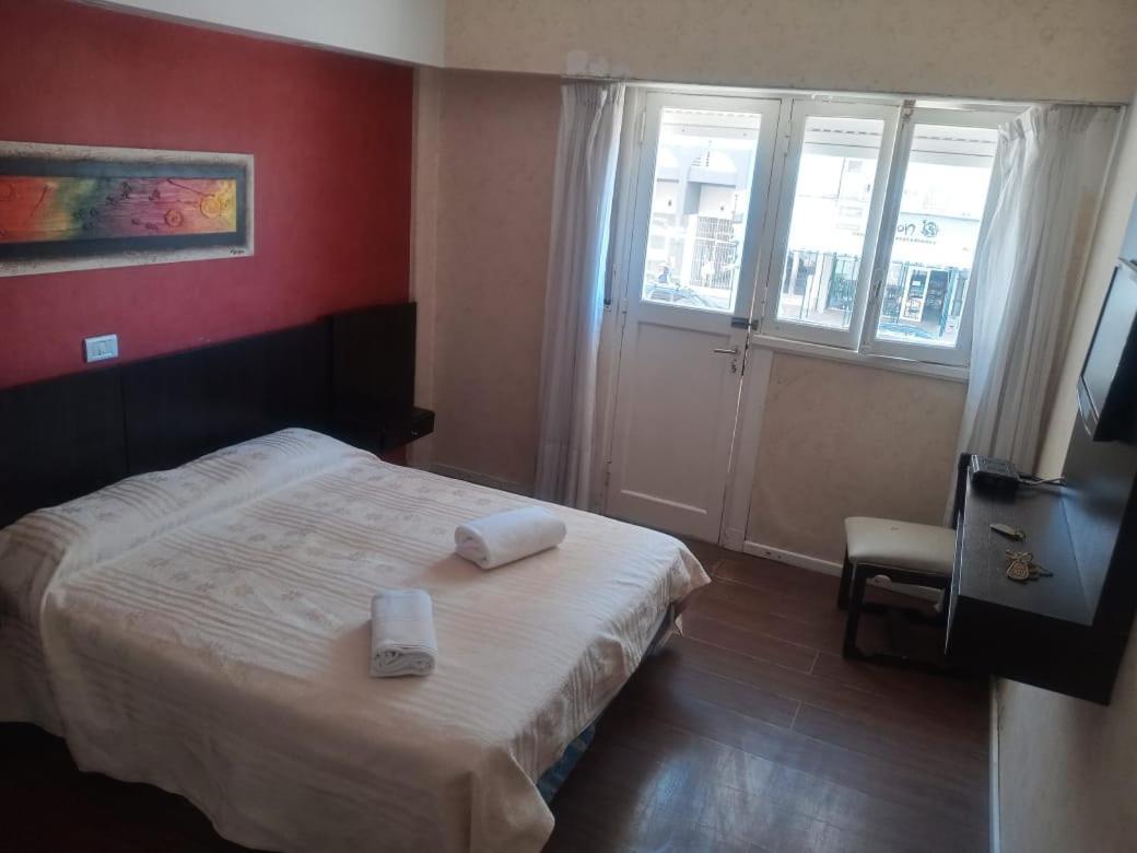 מר דל פלאטה Hotel Avenida Del Mar מראה חיצוני תמונה